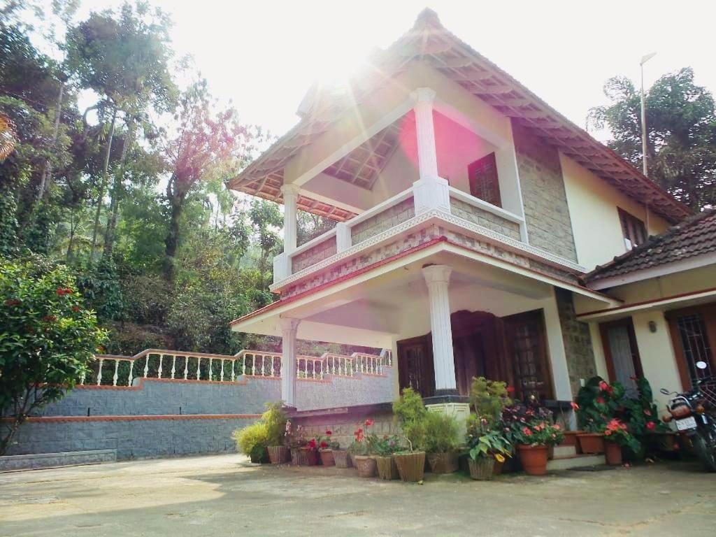 Coorg Divine Spark Home Stay Suntikoppa Экстерьер фото